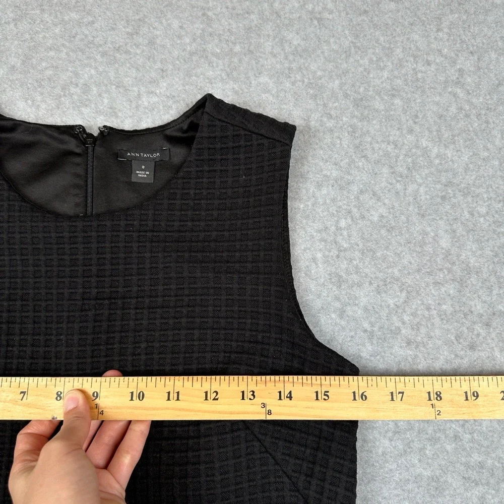 Ann Taylor Dress Womens 0 Black Textured Sheath Sleeveless Chic Career Workwear - Picture 5 of 9
